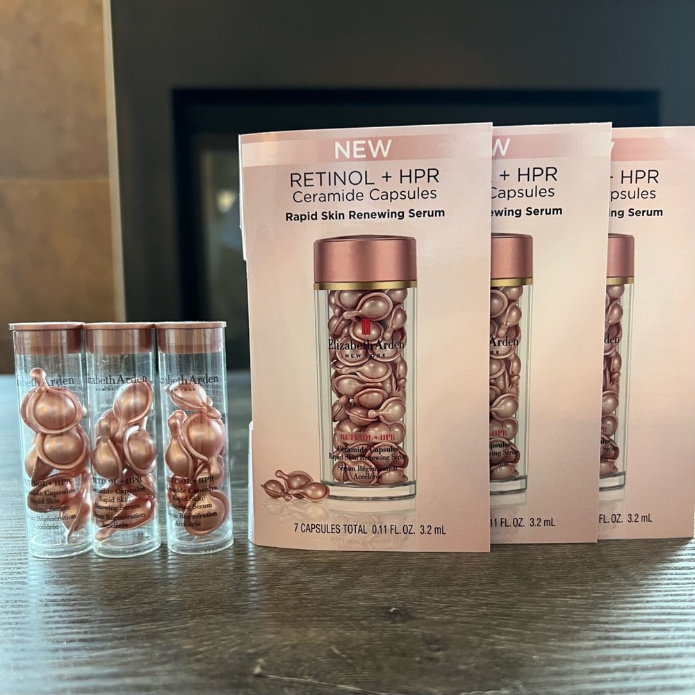 Elizabeth Arden Retinol + HPR Ceramide Capsules *21